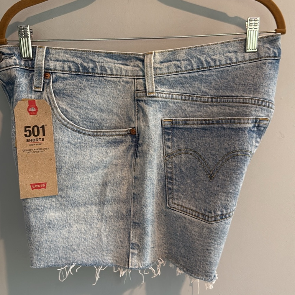 Levi’s Jean Shorts NWT - Picture 12 of 17